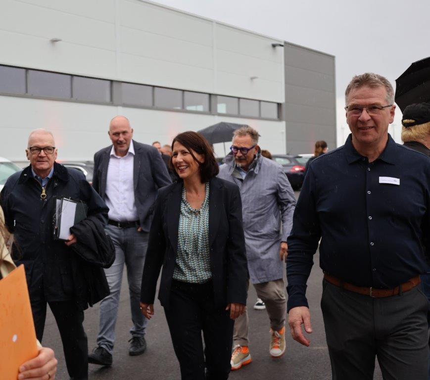 Landwirtschaftsministerin Daniela Schmitt besuchte unseren Geflügelhof zum Hoffest