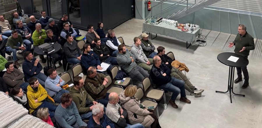 Frische Eier in bester Qualität vom Geflügelhof Lehnertz in Habscheid, Eifel - Live Cam - Foto: ©Christian Morris